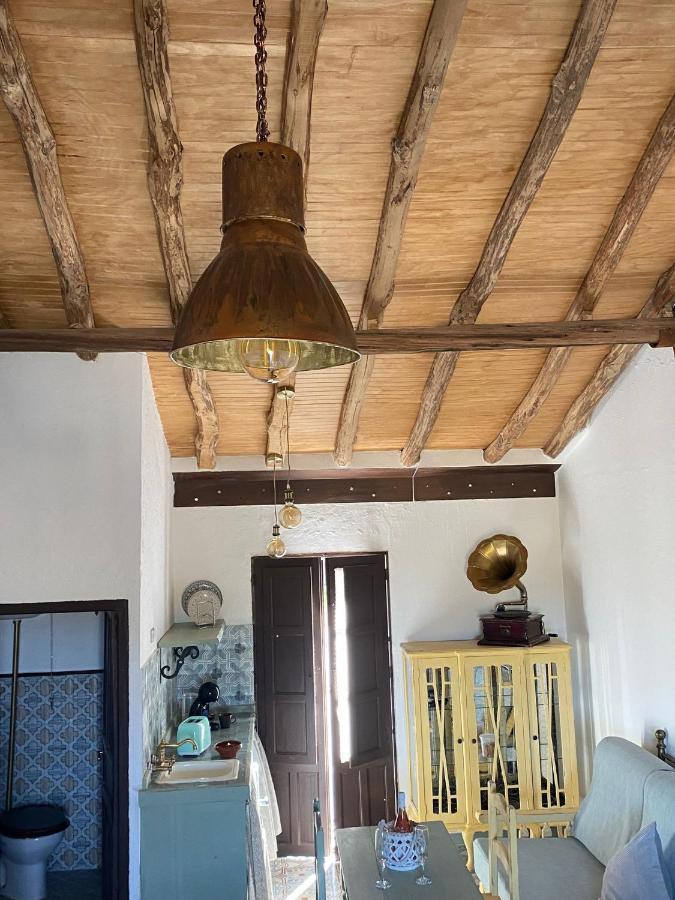 El Escondite De Martina, Aticos Romanticos Setenil De Las Bodegas エクステリア 写真