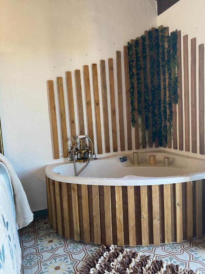 El Escondite De Martina, Aticos Romanticos Setenil De Las Bodegas エクステリア 写真